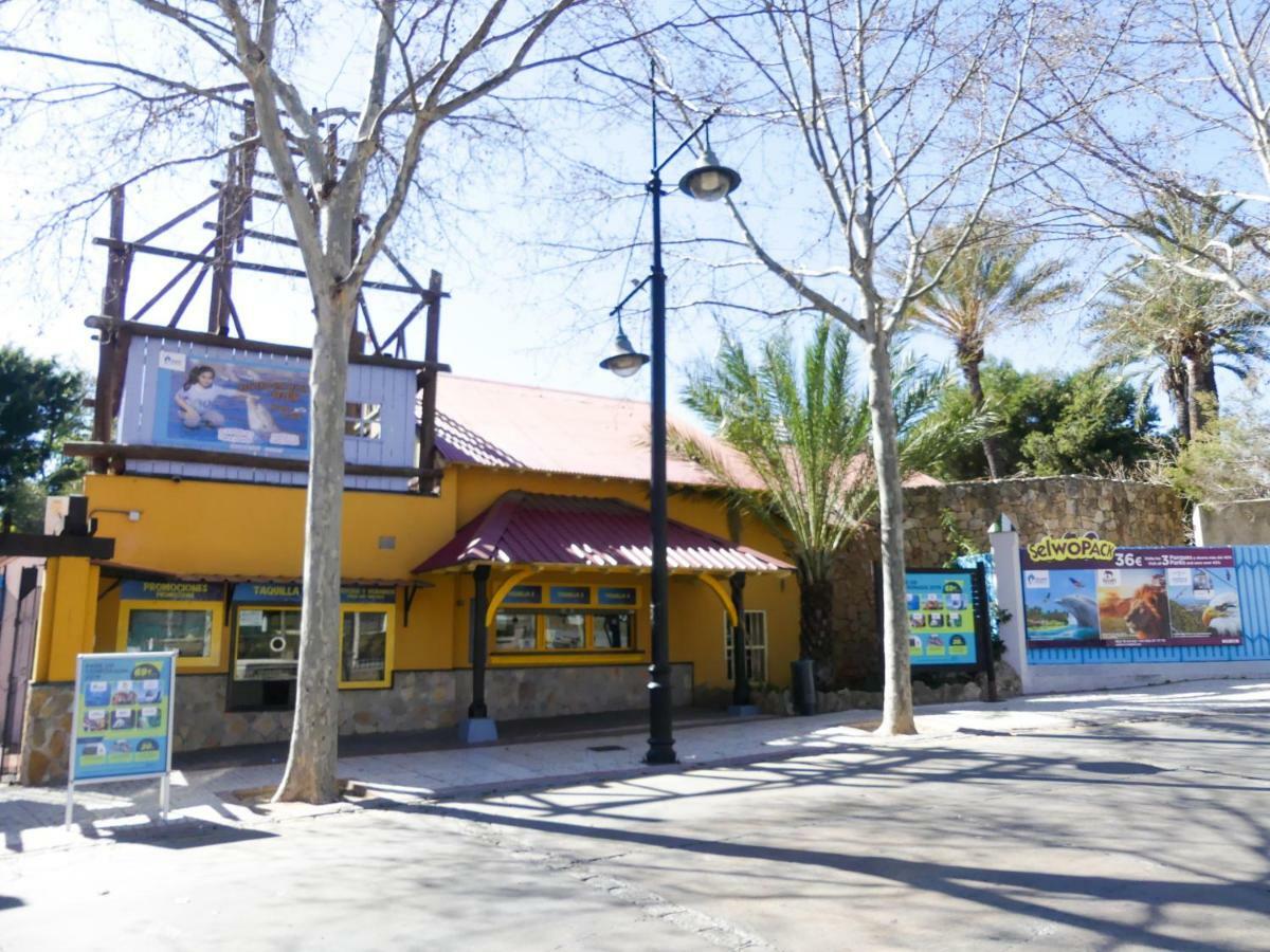 Apartamento Vacacional A 1 Minuto De La Playa - Carihuela Torremolinos Exterior foto